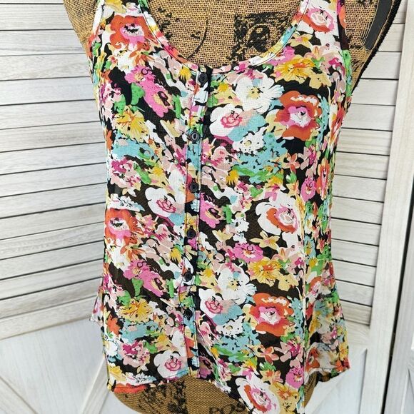 Ambiance Apparel Sheer Chiffon Floral Button Front Tank Top Small - Picture 6 of 10